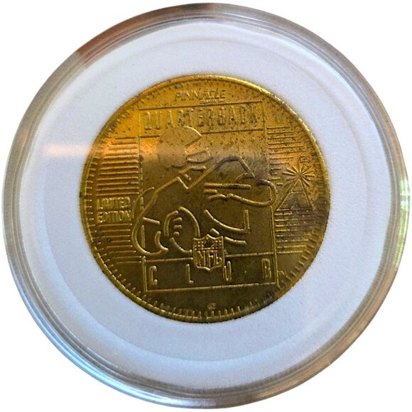Jeff Hostetler #15 Oakland Raiders 1996 Pinnacle QB Club Vintage NFL Coin - Picture 3 of 4